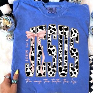Cherokee Blue Graphic Tee with Pink Bow